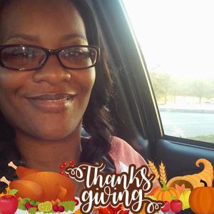 Meet your Posher, Tomeka